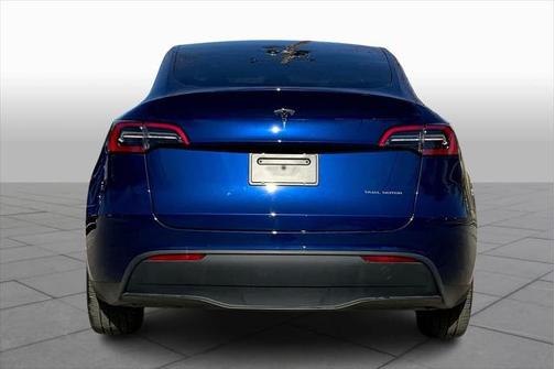 2024 Tesla Model Y Long Range Dual Motor All-Wheel Drive