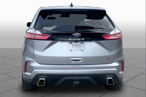 ICONIC SILVER 2021 Ford Edge ST