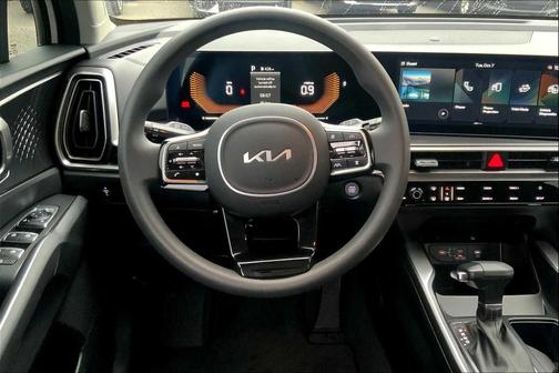 2024 Kia Sorento LX
