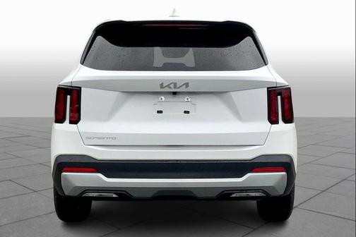 2024 Kia Sorento LX
