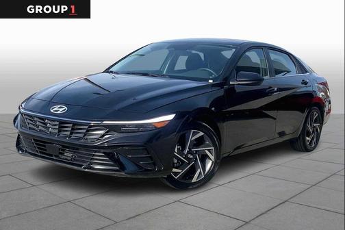 2025 Hyundai ELANTRA SEL