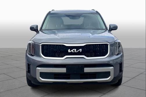 Everlasting Silver 2024 Kia Telluride EX