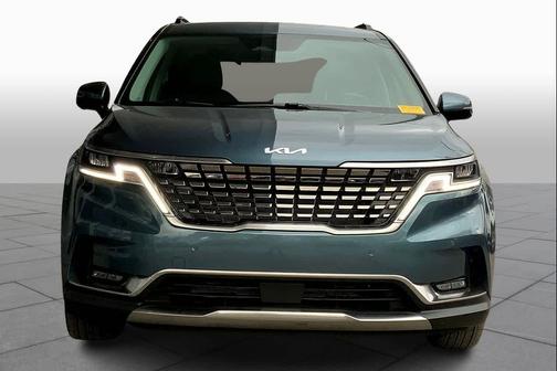 2024 Kia Carnival SX