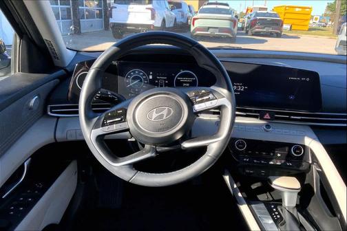 2024 Hyundai ELANTRA HEV Limited