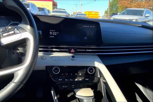 2024 Hyundai ELANTRA HEV Limited