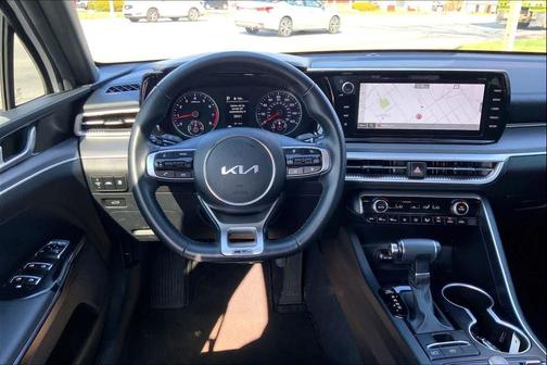 2024 Kia K5 GT-Line