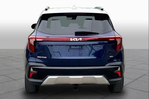 Dark Ocean Blue/White Roof 2024 Kia Seltos S