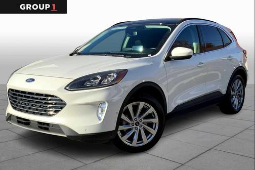2022 Ford Escape Titanium