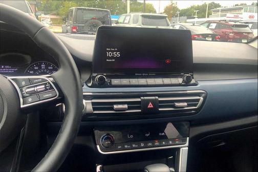 2023 Kia Seltos S