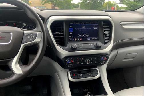2023 GMC Acadia AWD SLT