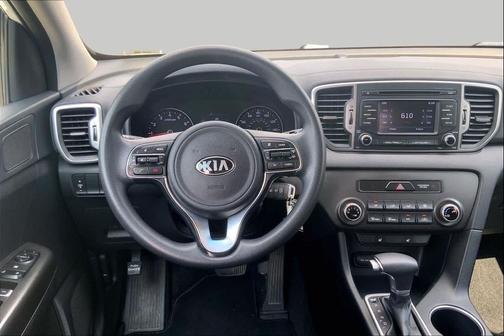 Clear White 2017 Kia Sportage LX