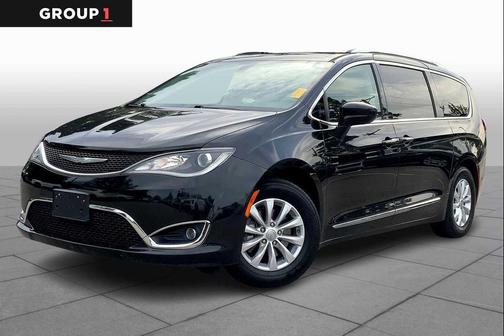 2018 Chrysler Pacifica Touring-L