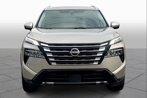 Champagne Silver Metallic 2024 Nissan Rogue Platinum