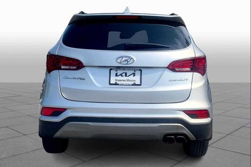2017 Hyundai Santa Fe Sport 2.0L Turbo