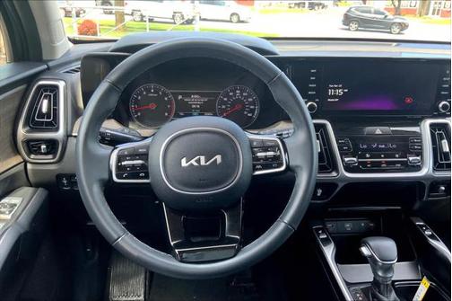 2023 Kia Sorento S
