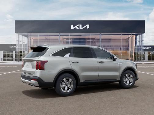 RSL/IVORY SILVE 2026 Kia Sorento LX