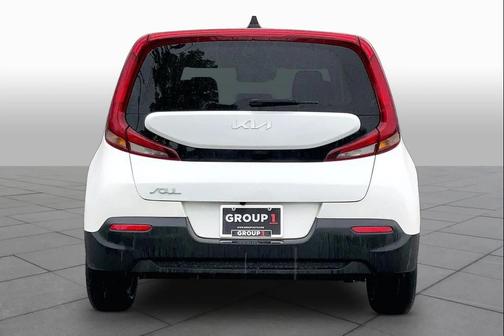 Snow White Pearl 2022 Kia Soul LX