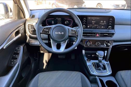 Dark Ocean Blue 2025 Kia Seltos LX