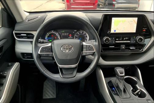 2023 Toyota Highlander Hybrid LE