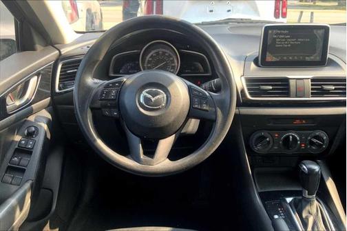 2015 Mazda Mazda3 i Sport