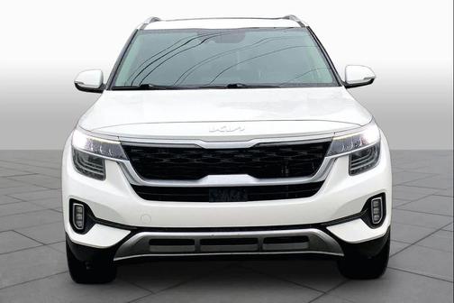 Snow White Pearl 2022 Kia Seltos SX Turbo