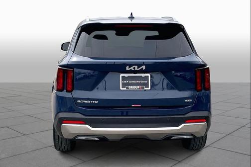 2025 Kia Sorento S