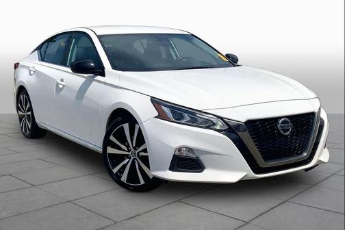 Glacier White 2019 Nissan Altima 2.5 SR