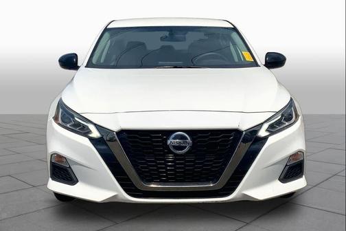 Glacier White 2019 Nissan Altima 2.5 SR