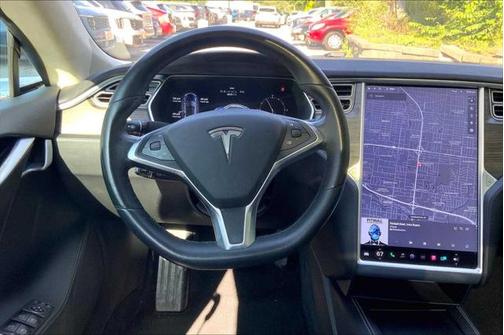 2015 Tesla Model S 85D