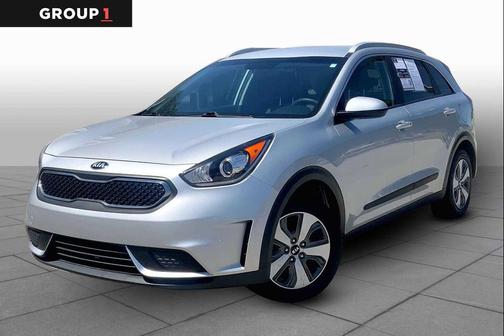 Silky Silver 2019 Kia Niro LX
