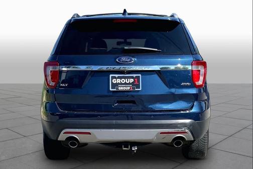 BLUE JEANS METALLIC 2017 Ford Explorer XLT