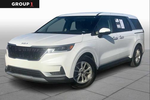 2024 Kia Carnival LX