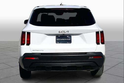 2023 Kia Sorento LX