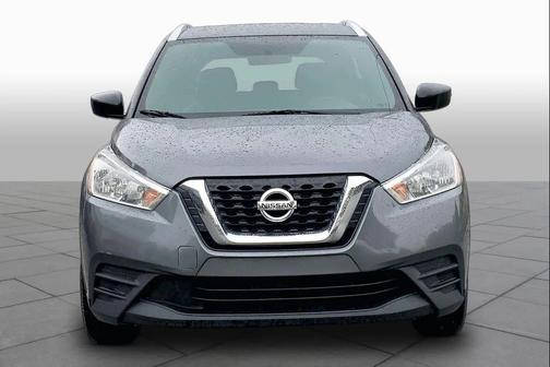 Gun Metallic 2019 Nissan Kicks S