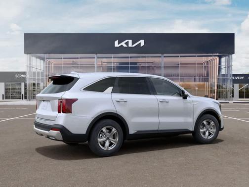 Glacial White Pearl 2026 Kia Sorento LX