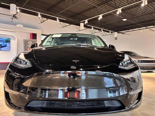 2023 Tesla Model Y Performance Dual Motor All-Wheel Drive