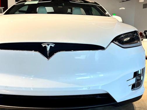2017 Tesla Model X 100D