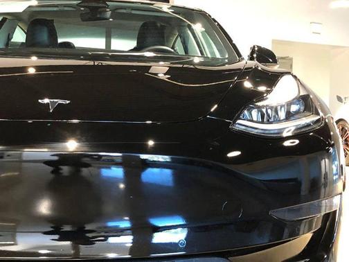 2022 Tesla Model 3 Standard Range