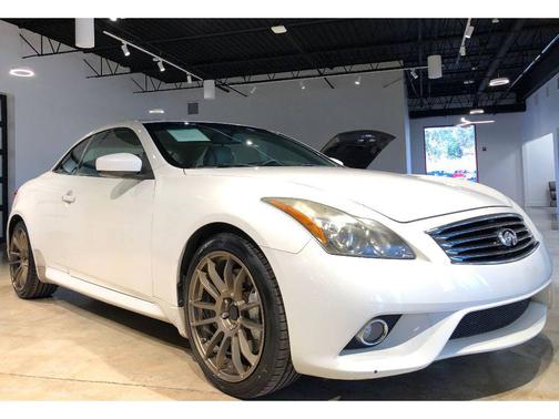 2011 INFINITI G37 Base