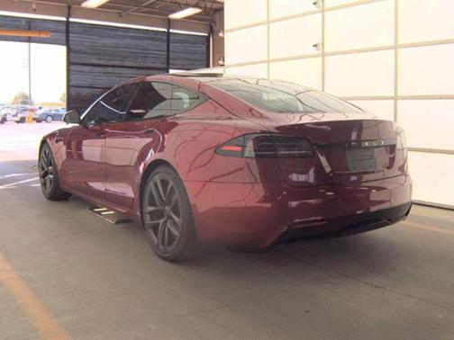 2024 Tesla Model S Long Range
