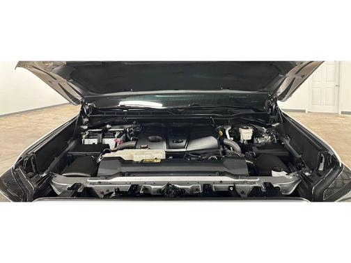 Celestial Silver Metallic 2022 Toyota Tundra SR5