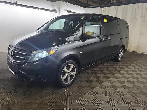 2019 Mercedes-Benz Metris Base