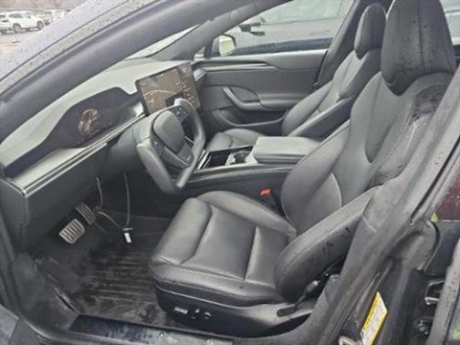 2023 Tesla Model S Plaid