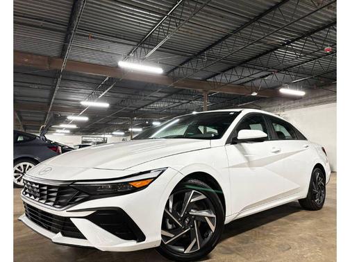 2025 Hyundai ELANTRA SEL