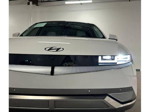 Atlas White 2024 Hyundai IONIQ 5 Limited