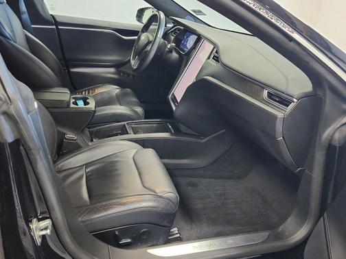 2017 Tesla Model S 75D