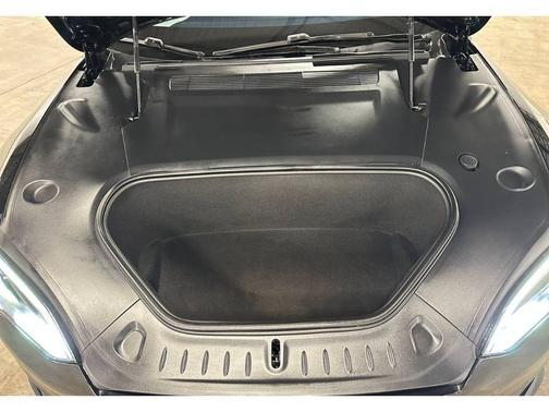 2023 Tesla Model S Base