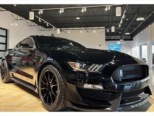 2019 Ford Shelby GT350 Base