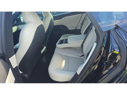 2023 Tesla Model S Base