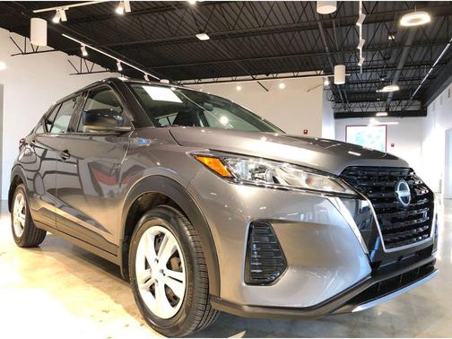 2022 Nissan Kicks S
